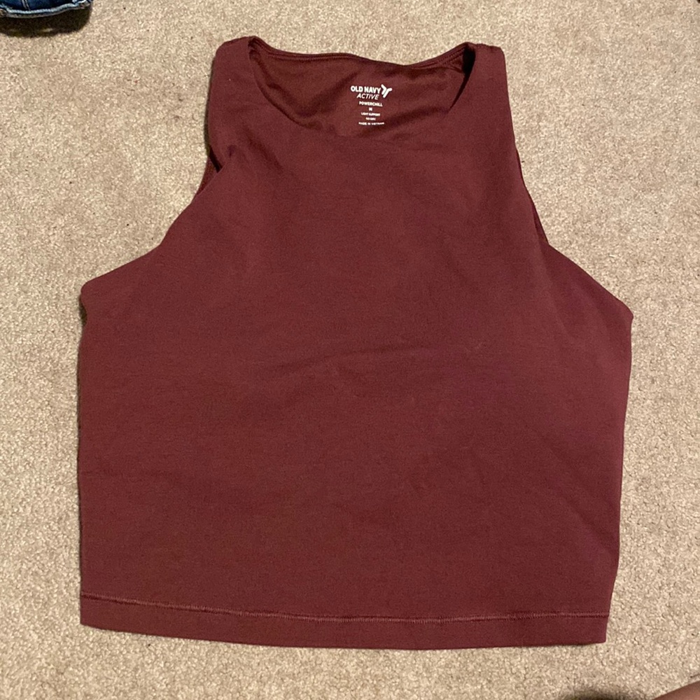 tight maroon work out tank